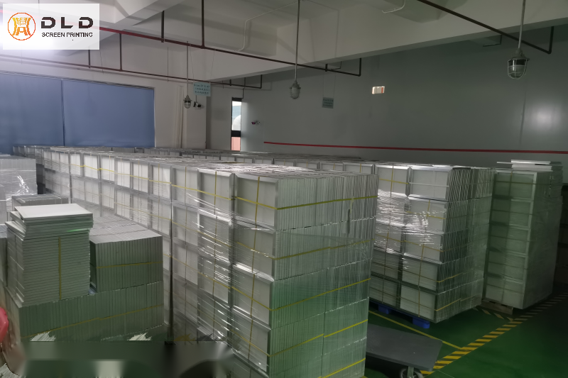 仓库产品分类存放